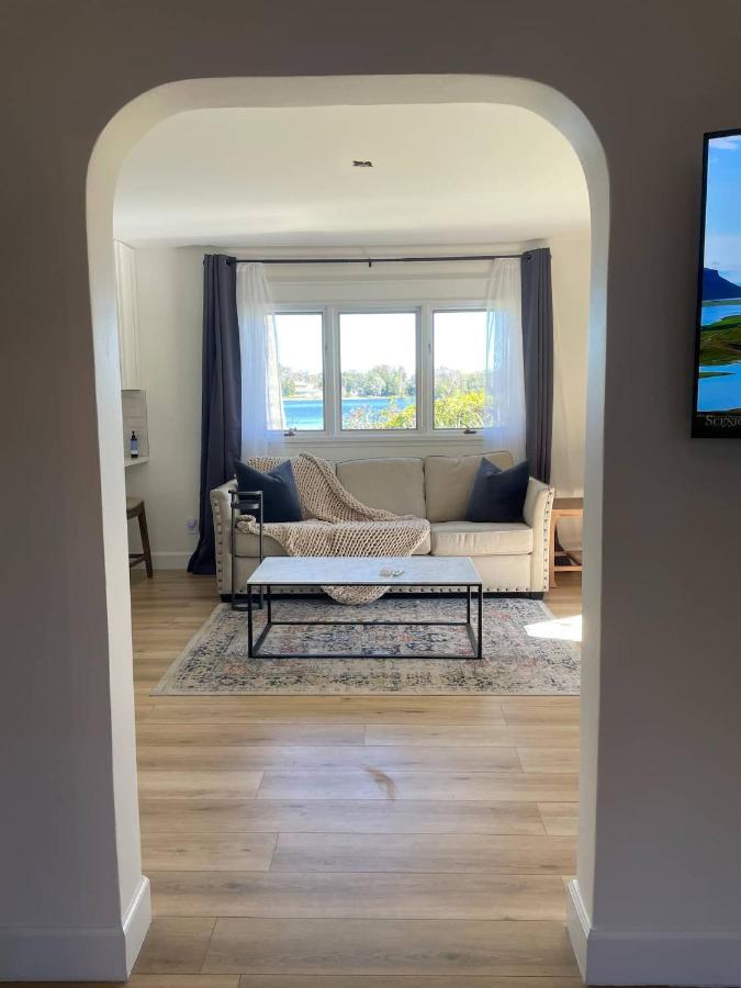 Guest house Bay Lake Cottage *