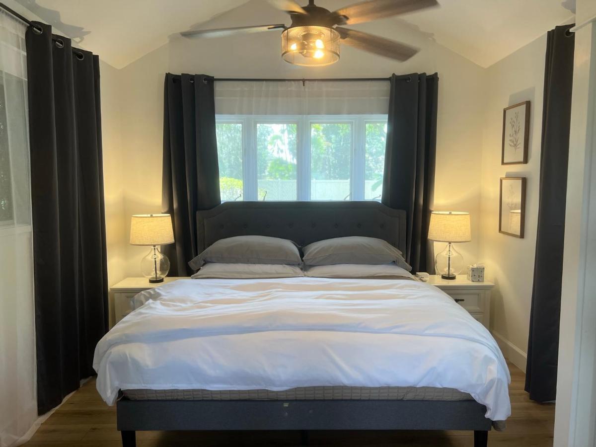 Bay Lake Cottage * Tampa